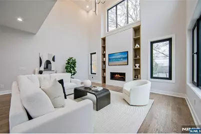 121 Circle Drive, Paramus, NJ 07652 - Photo 13