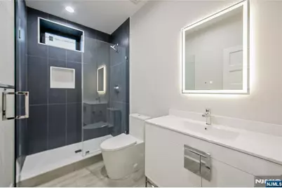 121 Circle Drive, Paramus, NJ 07652 - Photo 45