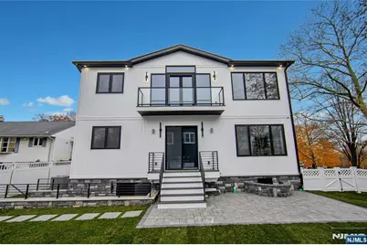 121 Circle Drive, Paramus, NJ 07652 - Photo 47