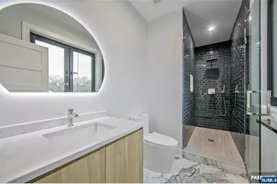 121 Circle Drive, Paramus, NJ 07652 - Photo 35