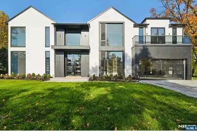 16 Priscilla Lane, Englewood Cliffs, NJ 07632 - Photo 1