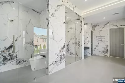 16 Priscilla Lane, Englewood Cliffs, NJ 07632 - Photo 11