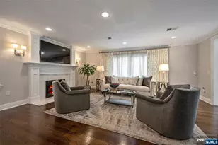 534 Brandon Pl, Cliffside Park, NJ 07010 - Photo 9