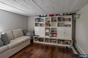 534 Brandon Pl, Cliffside Park, NJ 07010 - Photo 33