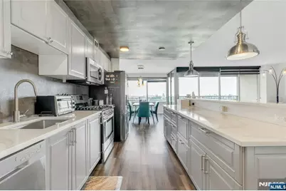 6 Horizon Road 411 #411, Fort Lee, NJ 07024 - Photo 11