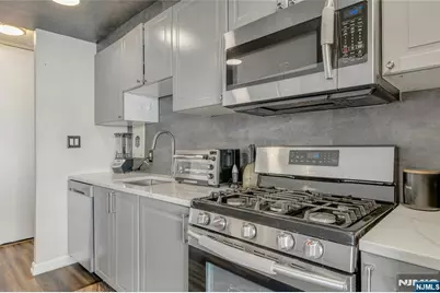 6 Horizon Road 411 #411, Fort Lee, NJ 07024 - Photo 13