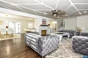 28 Overlook Rd, Saddle River, NJ 07458 - Photo 11