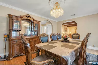 232 W Midland Avenue, Paramus, NJ 07652 - Photo 13