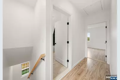 174 Pleasant Avenue, Bergenfield, NJ 07621 - Photo 7