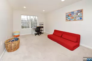 30 Masterson Ct, Waldwick, NJ 07463 - Photo 13