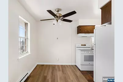 145 Arnot Street 4B #4B, Lodi, NJ 07644 - Photo 7