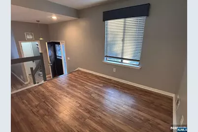224 Sandcastle Key 224 #224, Secaucus, NJ 07094 - Photo 5