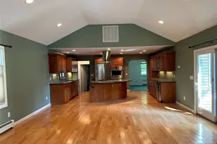 10-11 Alexander Ave, Fair Lawn, NJ 07410 - Photo 7