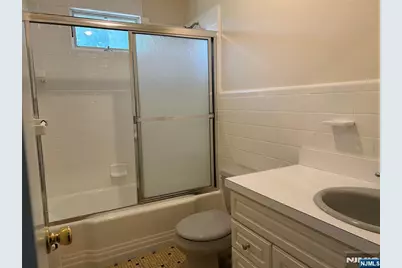 10-11 Alexander Avenue, Fair Lawn, NJ 07410 - Photo 13