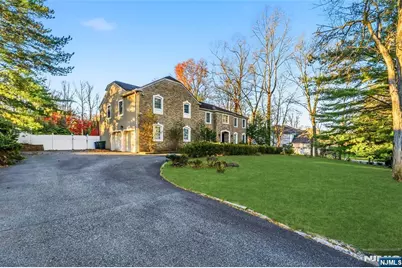 27 Pine Hill Road, Old Tappan, NJ 07675 - Photo 3