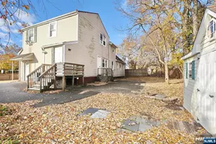 325 New Bridge Rd, Bergenfield, NJ 07621 - Photo 47