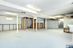 325 New Bridge Rd, Bergenfield, NJ 07621 - Photo 43