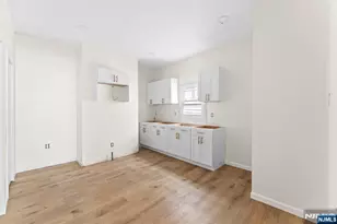 585 McChesney St, Orange, NJ 07050 - Photo 9