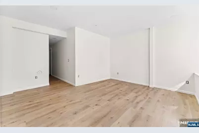 585 McChesney Street, Orange, NJ 07050 - Photo 3