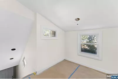 585 McChesney Street, Orange, NJ 07050 - Photo 15