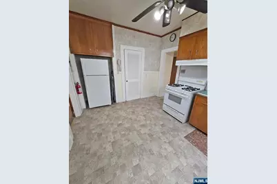 105 15th Street, Bloomfield, NJ 07003 - Photo 11