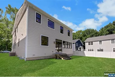 103 Hallberg Avenue, Bergenfield, NJ 07621 - Photo 21