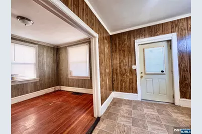 260 Pindle Avenue, Englewood, NJ 07631 - Photo 5