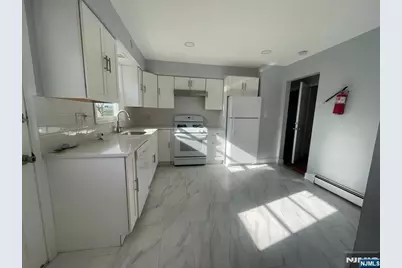 85 Grove Street 1 #1, South Hackensack Township, NJ 07606 - Photo 3