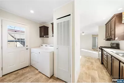 225 Albert Street, Lodi, NJ 07644 - Photo 9