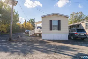 225 Albert St, Lodi, NJ 07644 - Photo 3