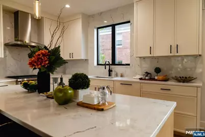 401 Grand Avenue 401 #401, Leonia, NJ 07605 - Photo 11
