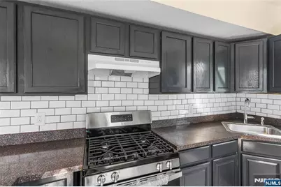 76 17th Street, East Orange, NJ 07017 - Photo 7