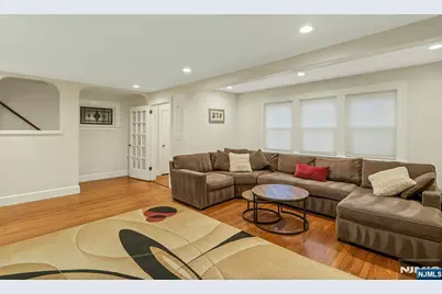 425 Beatrice Street, Teaneck Township, NJ 07666 - Photo 5