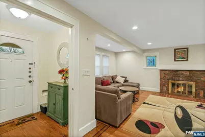 425 Beatrice Street, Teaneck Township, NJ 07666 - Photo 3