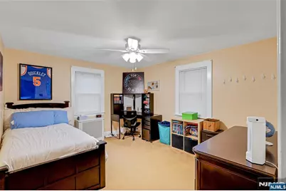 425 Beatrice Street, Teaneck Township, NJ 07666 - Photo 17