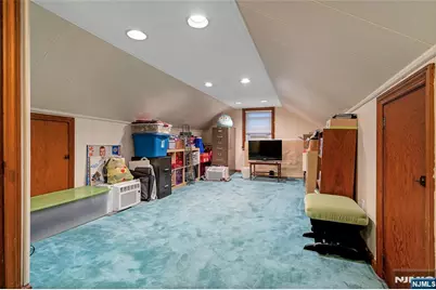 425 Beatrice Street, Teaneck Township, NJ 07666 - Photo 21