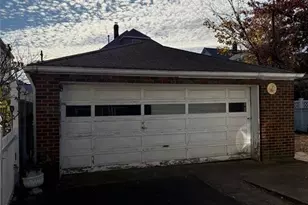 23 Barrington Ave, Clifton, NJ 07011 - Photo 5