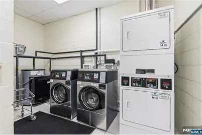 905 River Road 309 #309, Edgewater, NJ 07020 - Photo 17