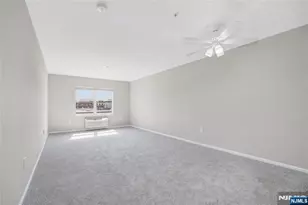 905 River Road 310, Edgewater, NJ 07020 - Photo 5