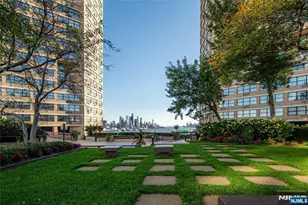 7000 Blvd East 11E, Guttenberg, NJ 07093 - Photo 17