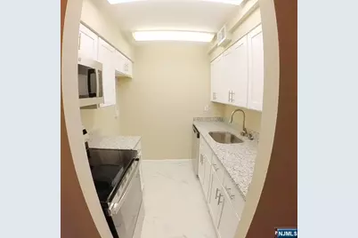 1600 Center Avenue 1D #1D, Fort Lee, NJ 07024 - Photo 7
