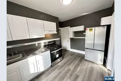 310 Orange Road 3 #3, Montclair, NJ 07042 - Photo 7