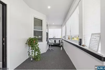 106 W Gibbons Street, Linden, NJ 07036 - Photo 3