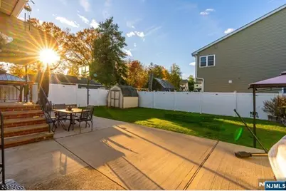 106 W Gibbons Street, Linden, NJ 07036 - Photo 27