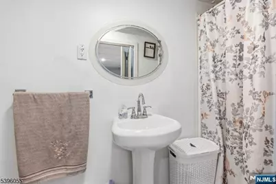 106 W Gibbons Street, Linden, NJ 07036 - Photo 23
