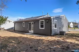 18 Bolingbroke Dr, Berkeley, NJ 08757 - Photo 21