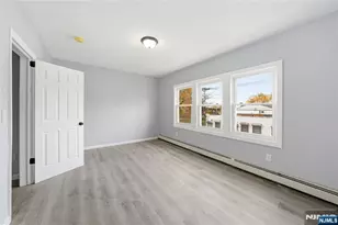 110 Montgomery Ave, Irvington, NJ 07111 - Photo 5