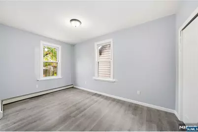 110 Montgomery Avenue, Irvington, NJ 07111 - Photo 13