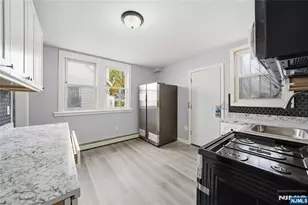 110 Montgomery Ave, Irvington, NJ 07111 - Photo 15