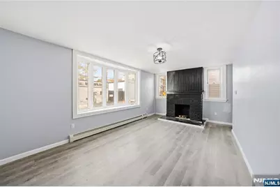 110 Montgomery Avenue, Irvington, NJ 07111 - Photo 9